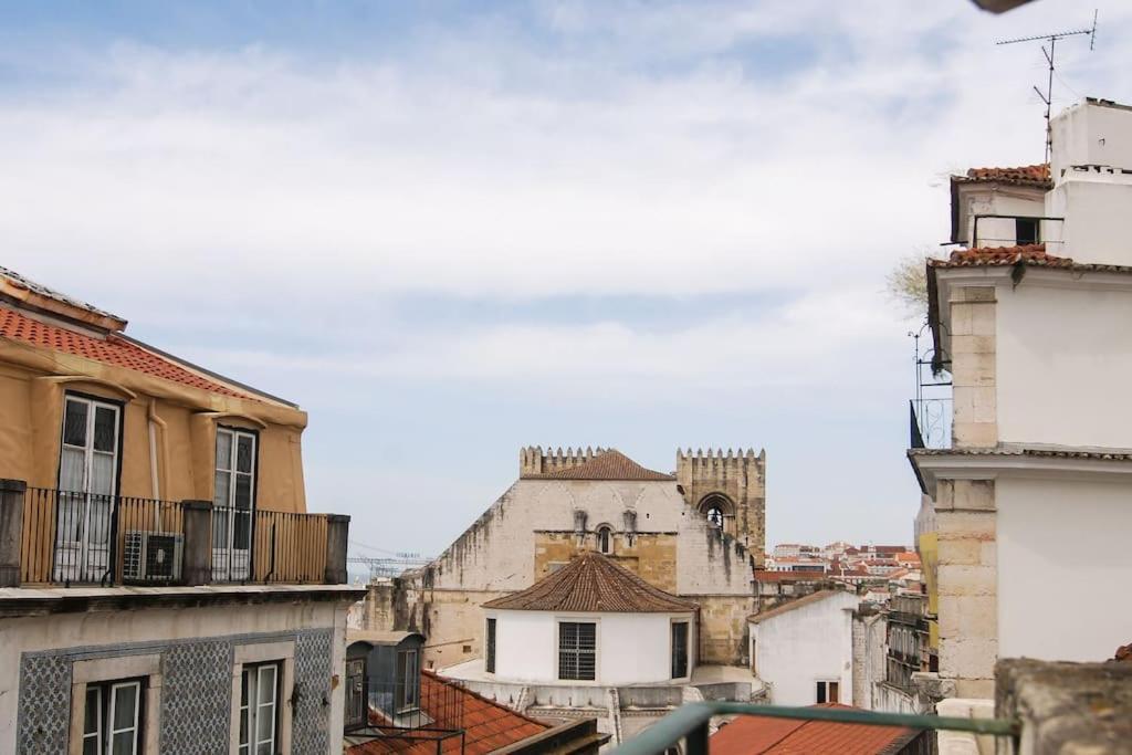 Historical Center Alfama - Stunning River Views Lisbona Esterno foto